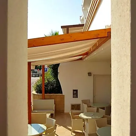 Cala Saracena מלון סאלבה