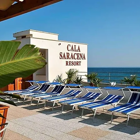 מלון Cala Saracena 4*